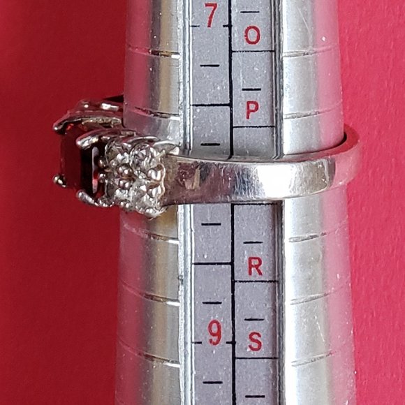 Vintage 925 Red Garnet Diamond ring - Picture 3 of 4